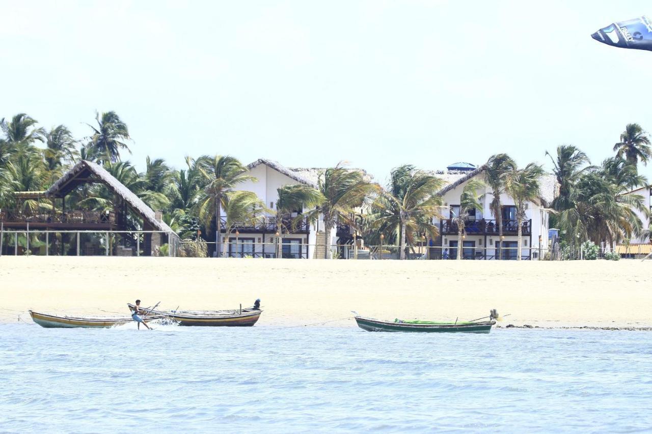 Ap. Peixe Boi Pe Na Areia Com Vista Frontal E Total Para O Mar Barra Grande  Exterior photo